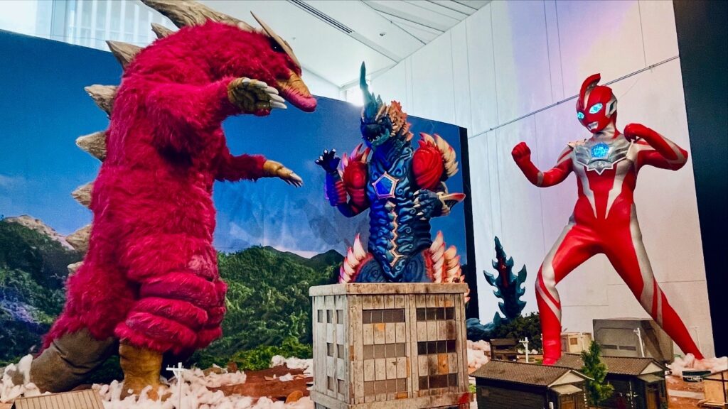 ウルトラマンオメガ・レキネス・ゲドラゴのジオラマ展示｜ウルサマ大阪2025
